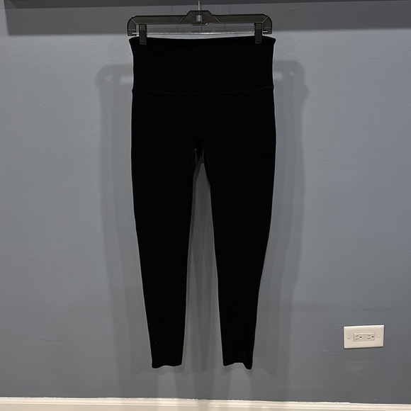 SPANX Black High Waisted Velvet Ankle Leggings EUC size Medium - Picture 3 of 5